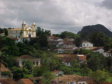 Tiradentes - vista da cidade.jpg